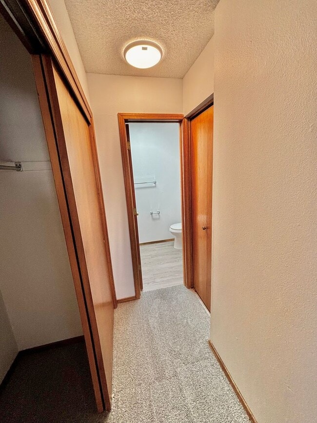 Building Photo - Stylish & Updated 1-Bedroom Loft Retreat i...