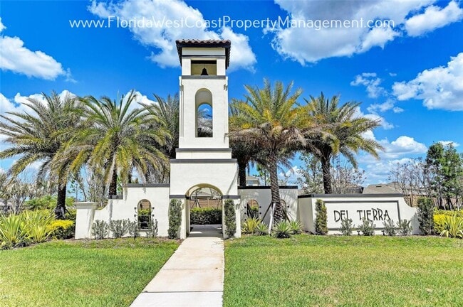 Building Photo - GORGEOUS DEL TIERRA HOME WITH FENCED YARD! 3 BED/2 BATH AMAZING KITCHEN! MAY MOVE IN !