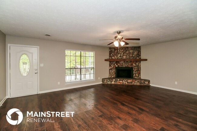 Building Photo - 155 Hunt Ridge Dr