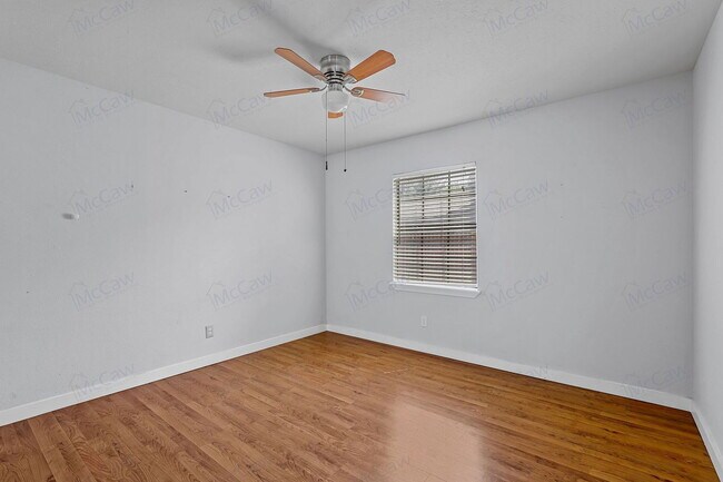 Building Photo - 3905 Windflower Ln