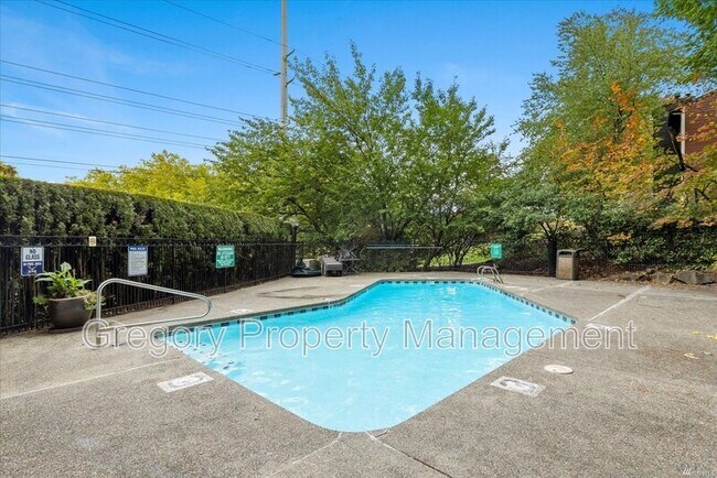 Building Photo - 16101 Bothell Everett Hwy