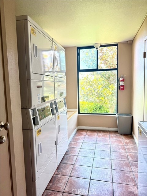 Building Photo - 7826 Topanga Canyon Blvd