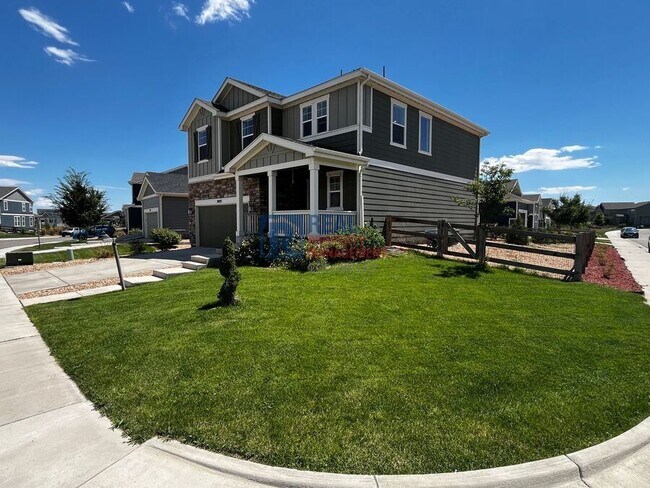 Building Photo - 3092 Cub Lake Dr