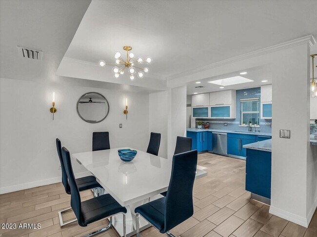 Building Photo - 3351 E Las Rocas Dr