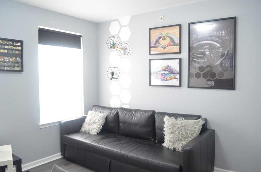Building Photo - 14760 Mason Creek Cir