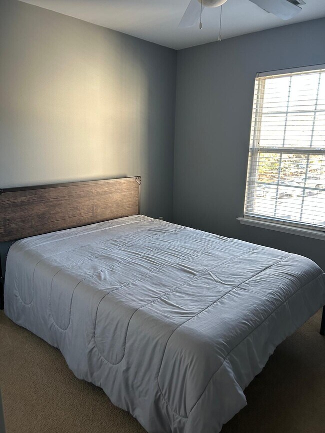 Building Photo - 11661 Coddington Ridge Dr