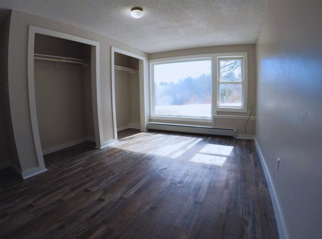 Building Photo - 50 Owens Ln