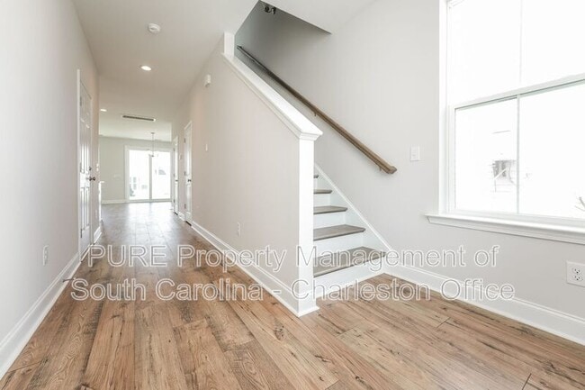 Building Photo - 117 Patterson Ave