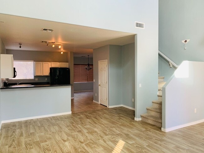 Building Photo - Rancho Sahuarita 4 bedroom 3 bath 2 story Home