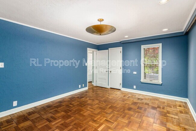 Building Photo - 413 Walhalla Rd