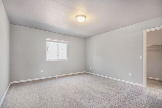 Building Photo - 6919 W Galway Cir