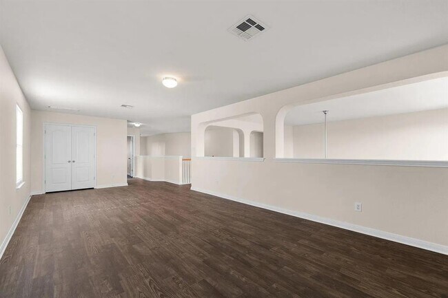 Building Photo - 1209 Laurel Oak Trail