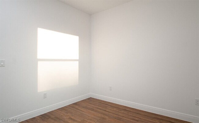 Building Photo - 8007 Vega Ct