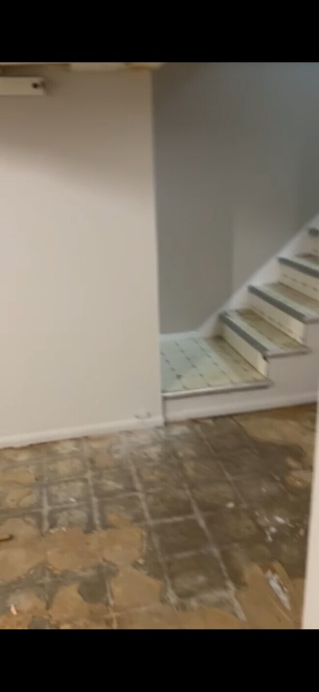 Building Photo - 3713 Gratiot Ave