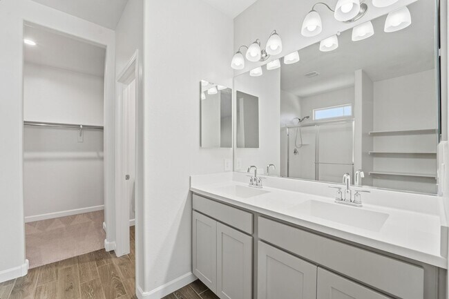 Building Photo - Modern 4-Bedroom Ranch-Style Corner Lot Home - *RENT SPECIAL*