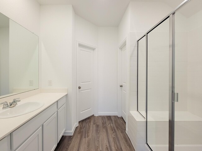 Building Photo - 15711 Vista Sutton Dr