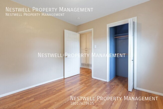 Building Photo - $250.00 OFF 1ST MONTH´S RENT - Charming 3-...