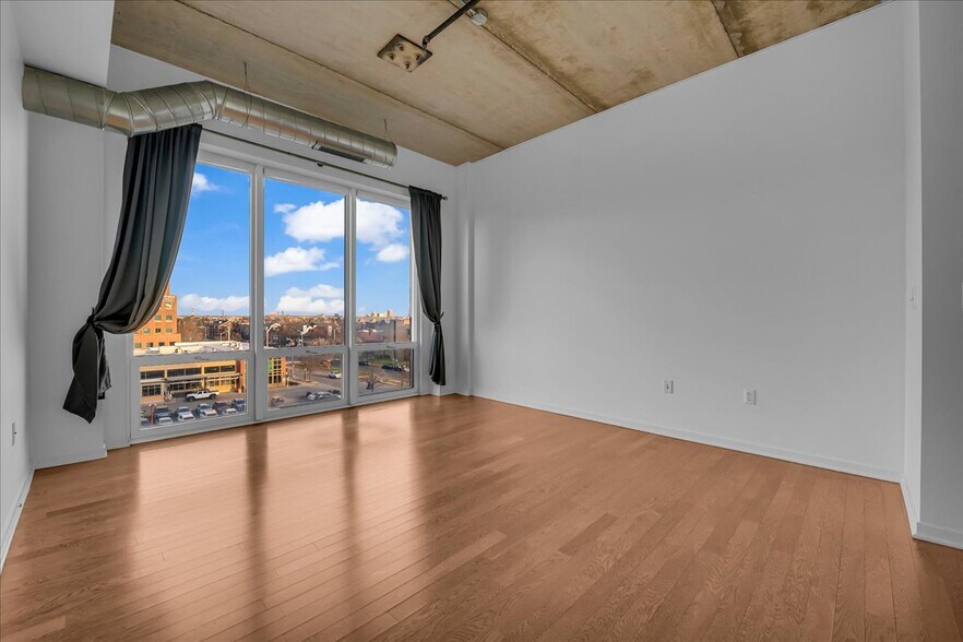 Building Photo - 3670 Woodward Ave