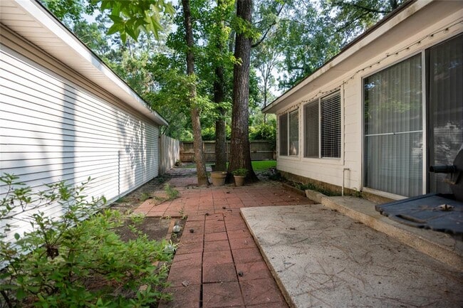 Building Photo - 46 N Rushwing Cir