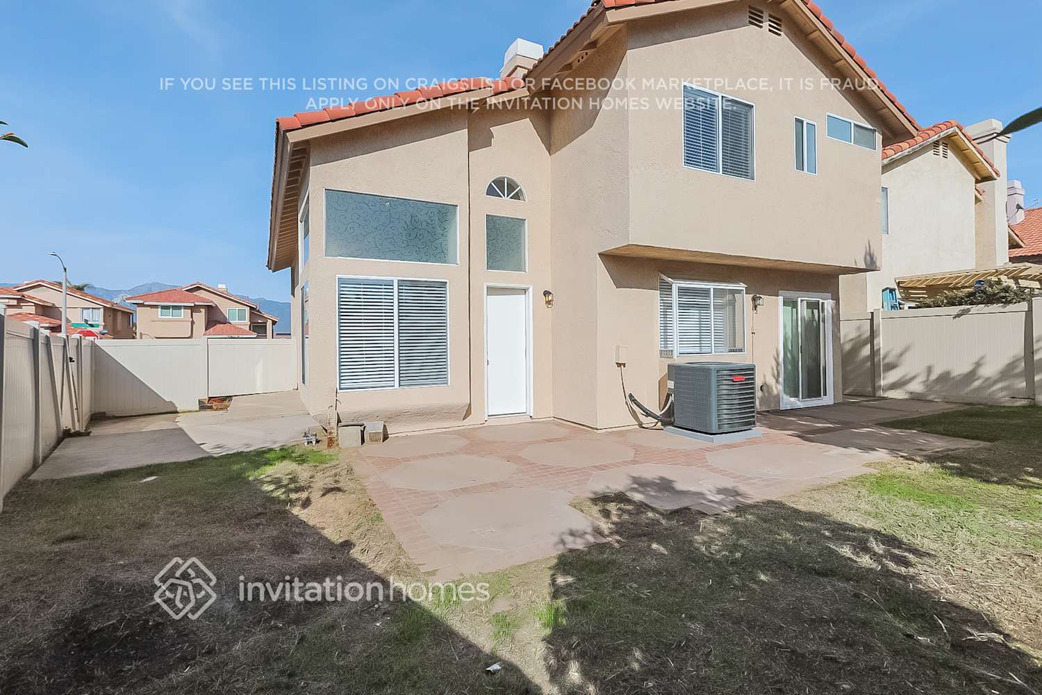 Building Photo - 15395 Villaba Rd