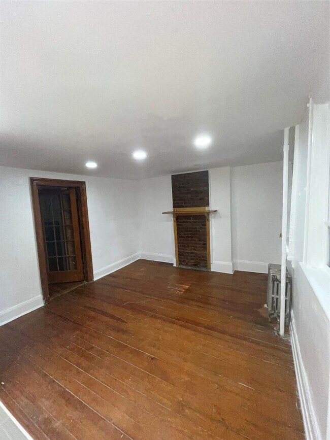 Building Photo - 138 Adelphi St