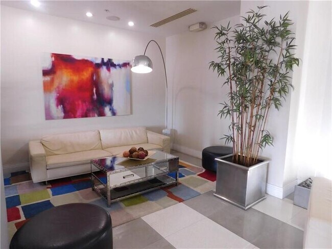 Building Photo - 3001 S Ocean Dr