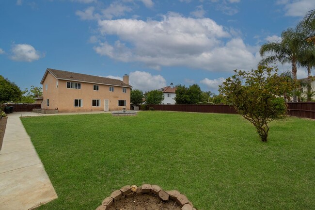 Building Photo - 8348 Barnwood Ln