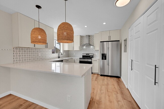 Building Photo - $1,995.00, 2 Bed 2 Bath Condo in Westminster!