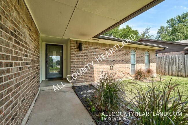 Building Photo - 10333 Fairfax Ln