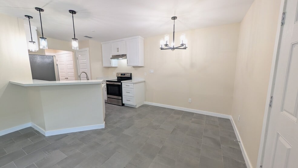 Building Photo - 2205 Multi National