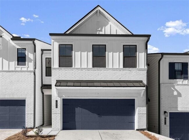 Building Photo - 1922 Westwind St