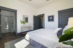 Building Photo - 207 Loretta Pl