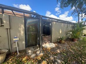 Building Photo - 10910 Clubhouse Rd