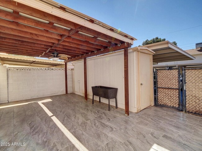 Building Photo - 8522 E Montebello Ave