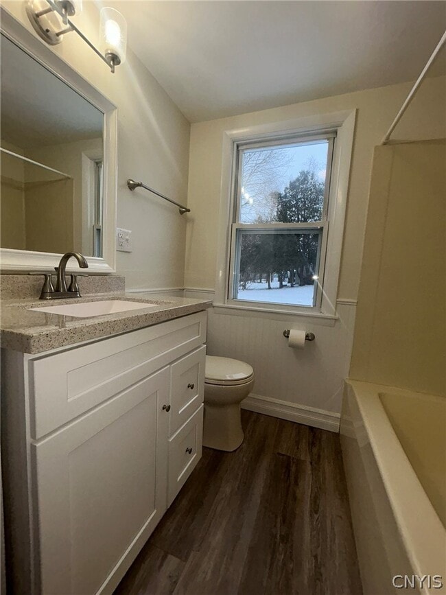 Building Photo - 3 Wills Dr