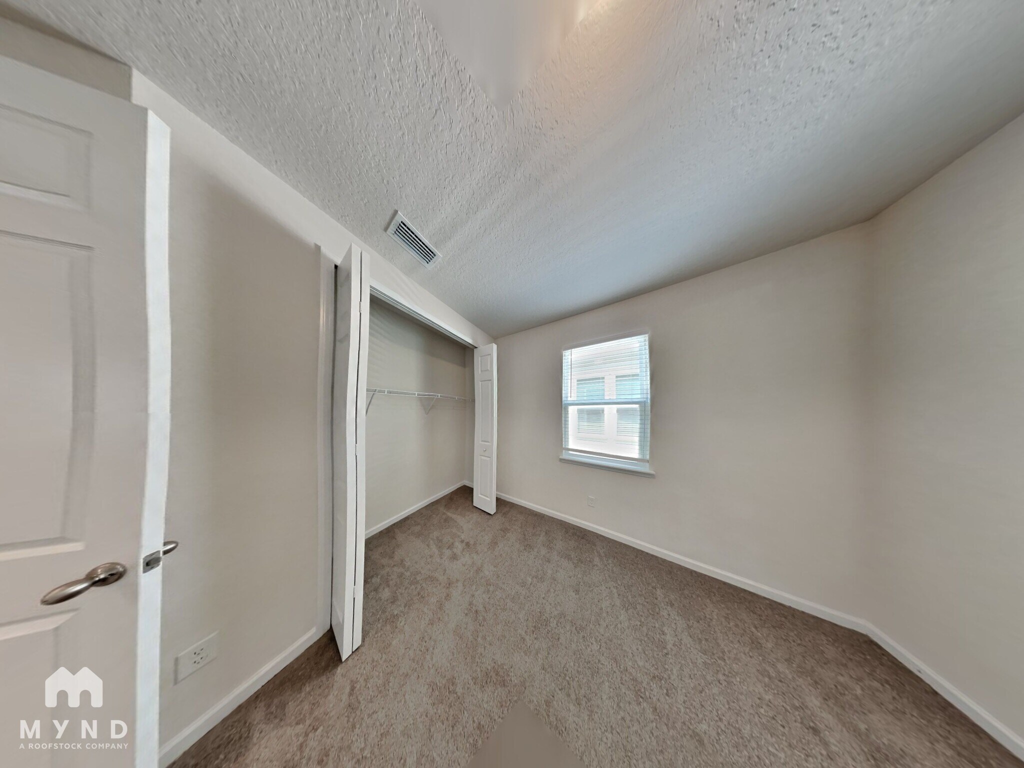 Building Photo - 2880 Alpin Dr