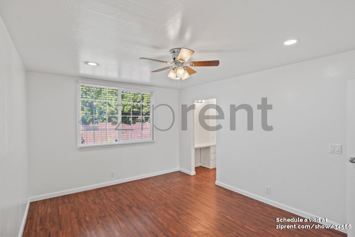 Building Photo - 246 St Andrews St