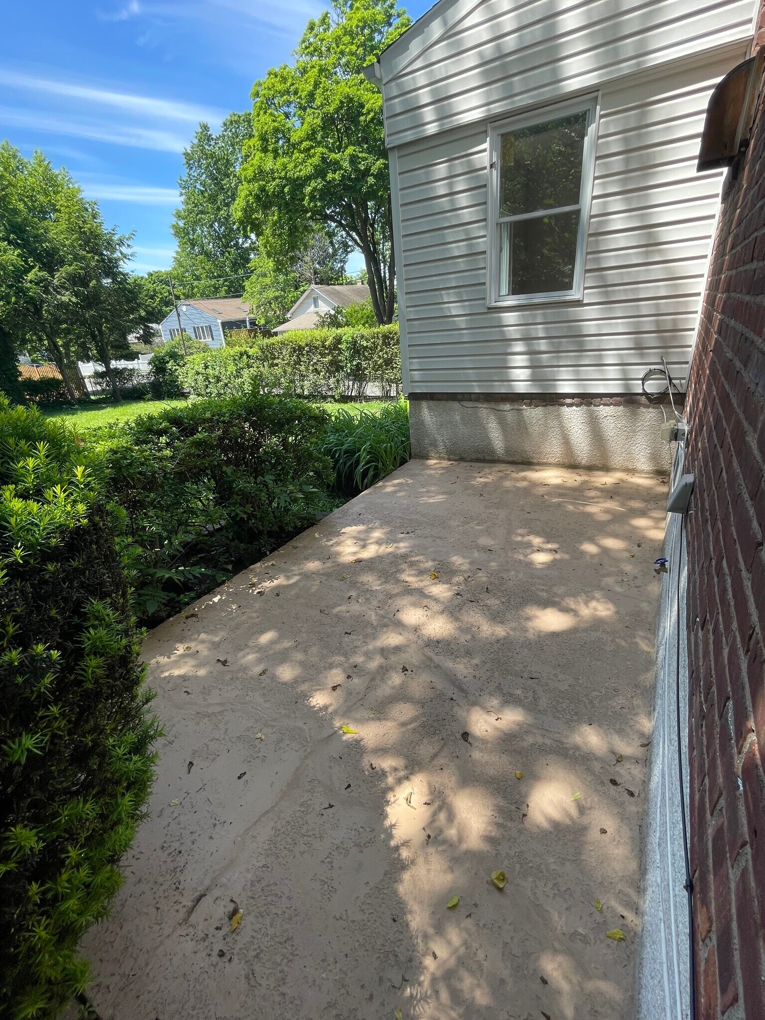Building Photo - 544 Oritani Pl