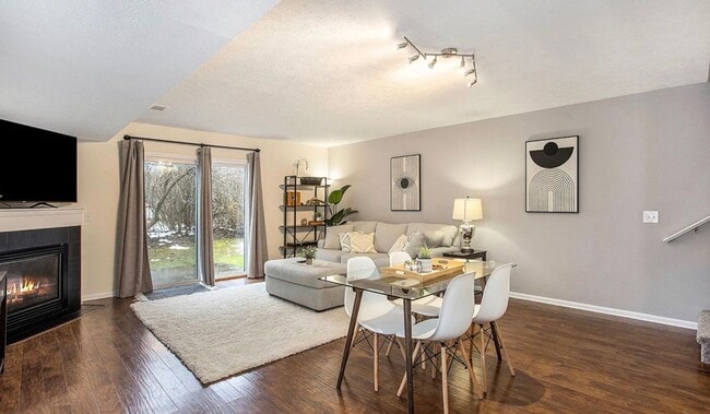 Building Photo - Charming 3-Bedroom End Unit Condo – Prime ...