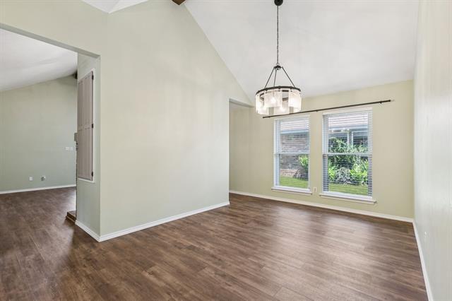 Building Photo - 3403 Wells Dr