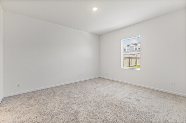 Building Photo - 1136 King Eider