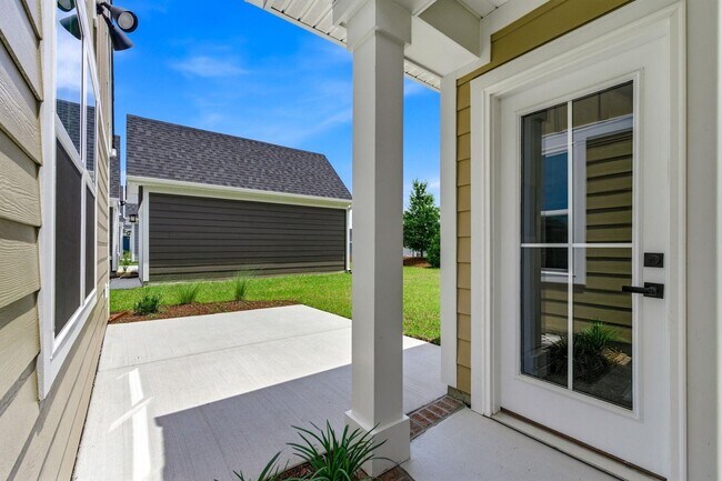 Building Photo - 2748 Rowyn St