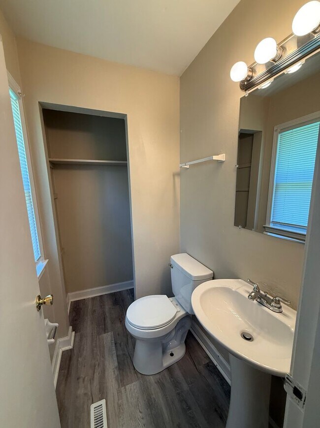 Building Photo - OKOLONA HOME