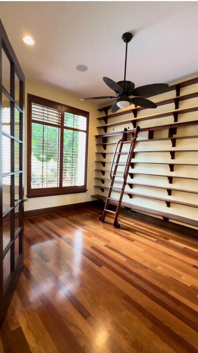 Building Photo - 9407 Bridgebrook Dr