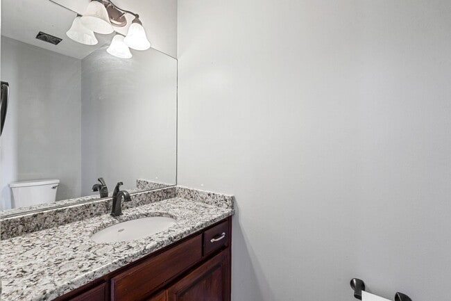 Building Photo - 1116 Shagbark Ln