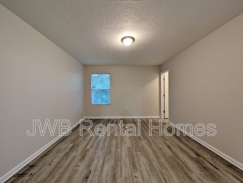 Building Photo - 7796 Playschool Ln
