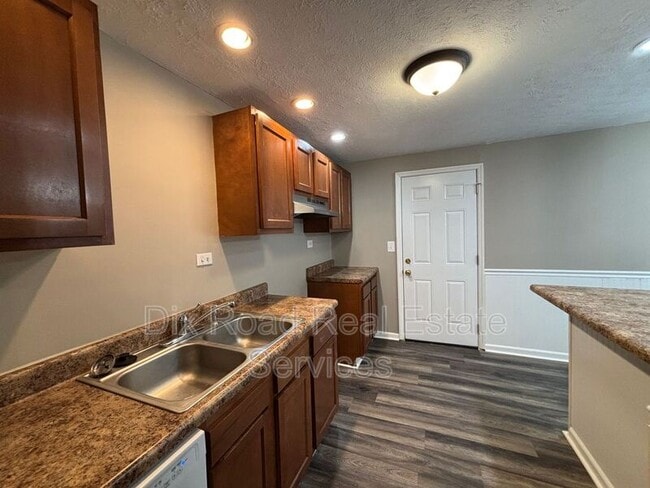 Building Photo - 2351 Wienburg Dr