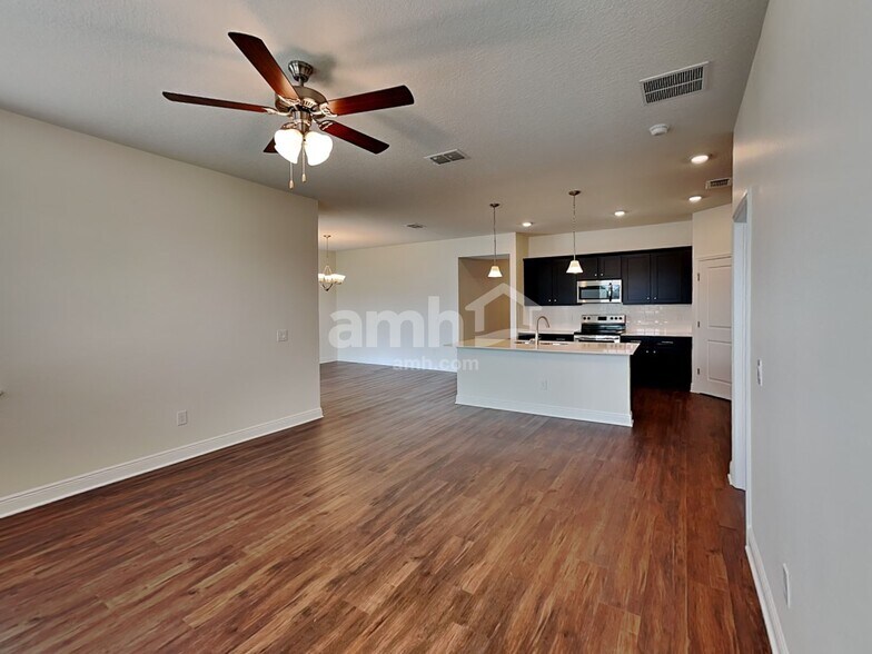 Building Photo - 2725 Ponds Trl