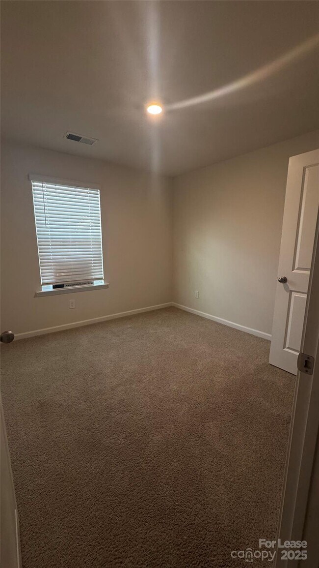 Building Photo - 4116 Lurelin Ln