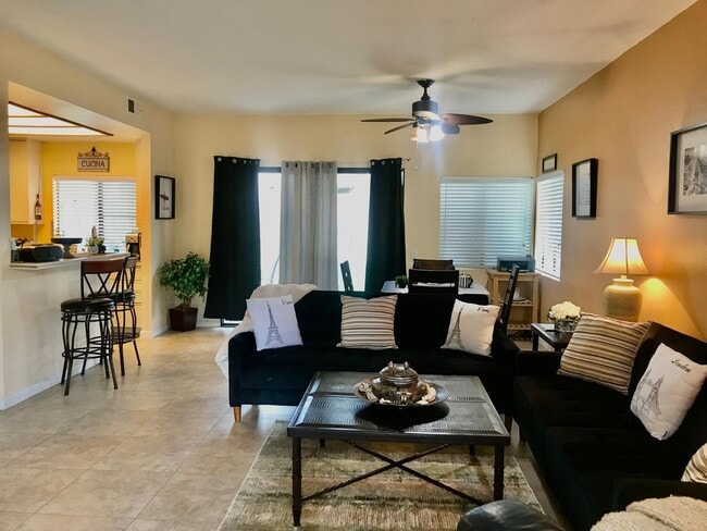 Building Photo - 67392 S Chimayo Dr